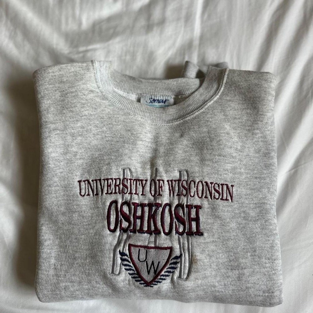 VTG 90s University of Wisconsin Oshkosh DAD Crewneck Sweatshirt  Grey USA Large